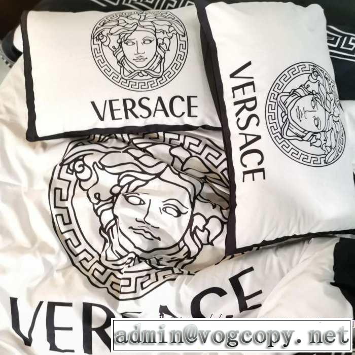 最高にCOOL秋冬新作 ヴェルサーチ 【2019秋冬トレンド】押さえておきたい VERSACE 寝具4点セット