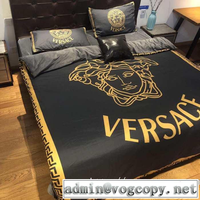 秋冬に大注目のカラー ヴェルサーチ 2019秋断然ブランド推し VERSACE 寝具4点セット
