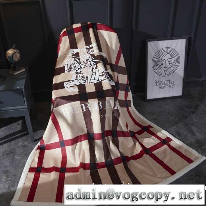 想像以上の柔らかさと軽量 バーバリー BURBERRY  超心地よい肌触り ブランケット 秋冬の寒さ対策