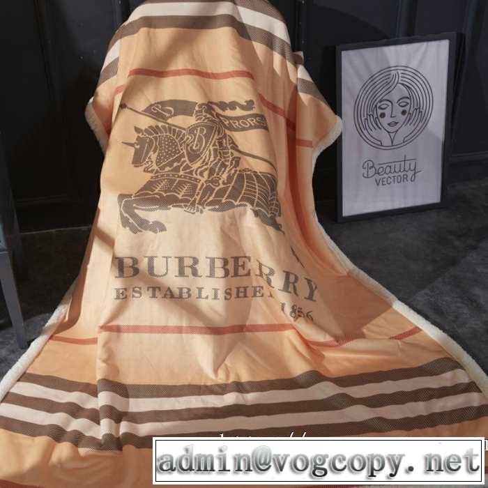バーバリー BURBERRY  セレブ愛用　贈り物にも最適 ブランケット 超極細繊維を使用した美品