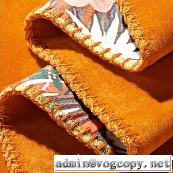 今季流行りの人気新作 エルメス この優しさや高級感をゲット HERMES ブランケット綺麗な光沢があります