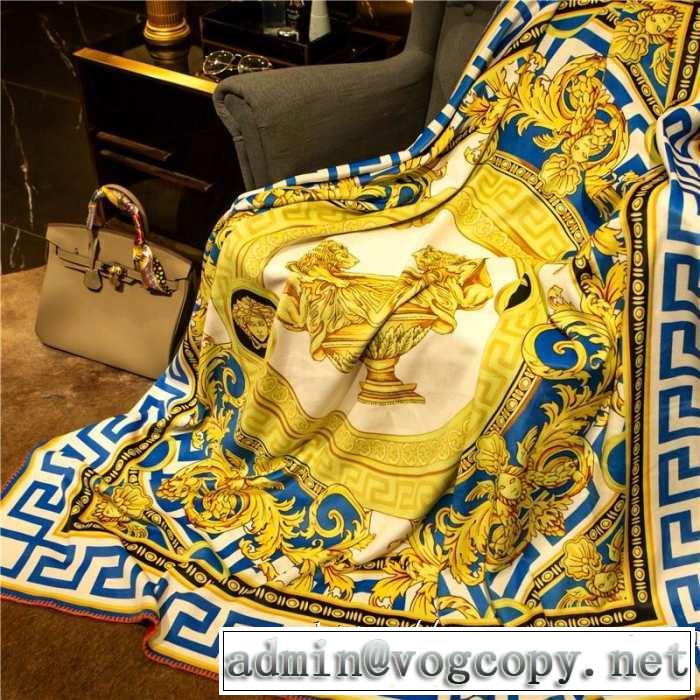 2019春夏トレンドアイテム ヴェルサーチ セレブ愛用　贈り物にも最適 VERSACE ブランケットお肌の敏感な方におすすめ