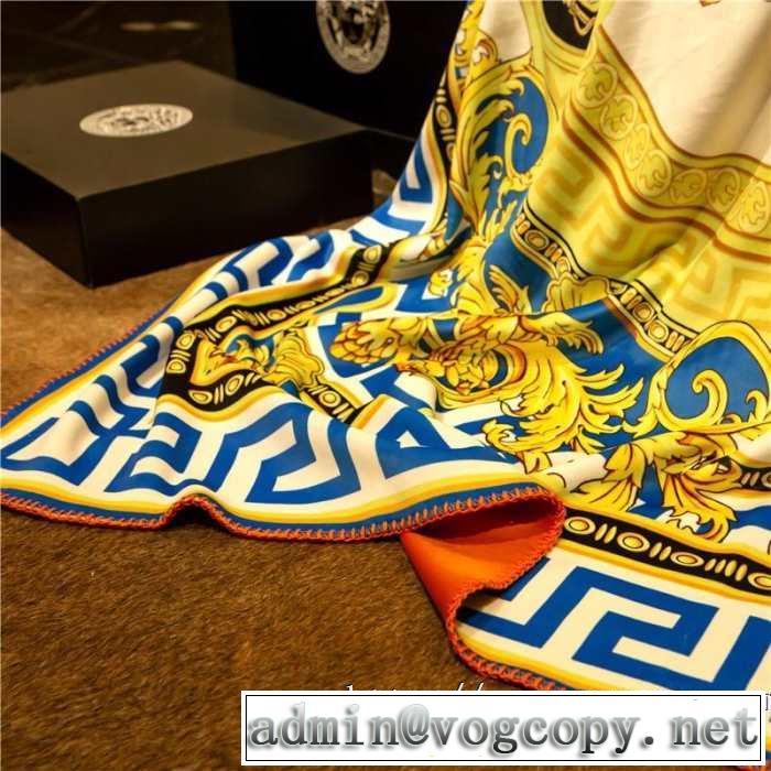 2019春夏トレンドアイテム ヴェルサーチ セレブ愛用　贈り物にも最適 VERSACE ブランケットお肌の敏感な方におすすめ