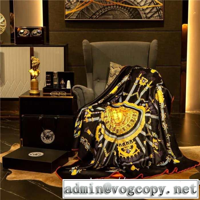 ブランケット おしゃれな夏ファッション2019 ヴェルサーチ お取り付けも取り外しも便利 VERSACE オールシーズン対応