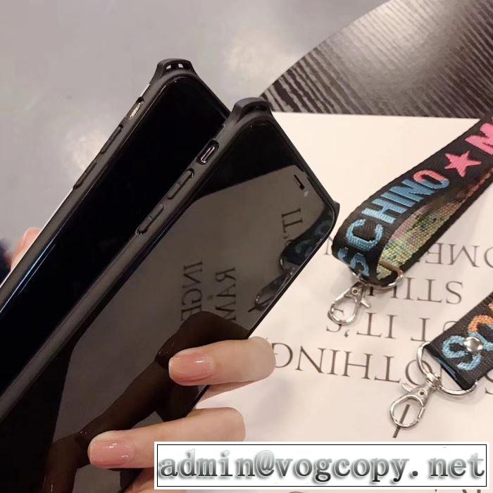 2色可選 2020秋冬流行ファション トレンド入り確実最新コレクション CH CH ケータイケース
