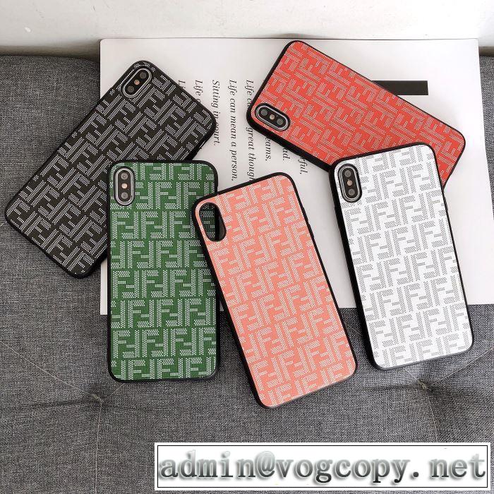 スマホケース フェンデイ コピー お手頃高品質な人気iPhoneX/XSケース 新作 FENDI コレクショントレンド最新モデル激安販売