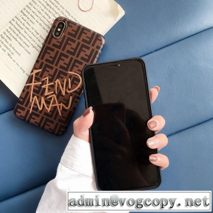 スマホケースFENDIフェンデイ アイフォンケース コピー2020人気トレンド エレガントファション性抜群FFロゴプリントiPhoneX/XSケース