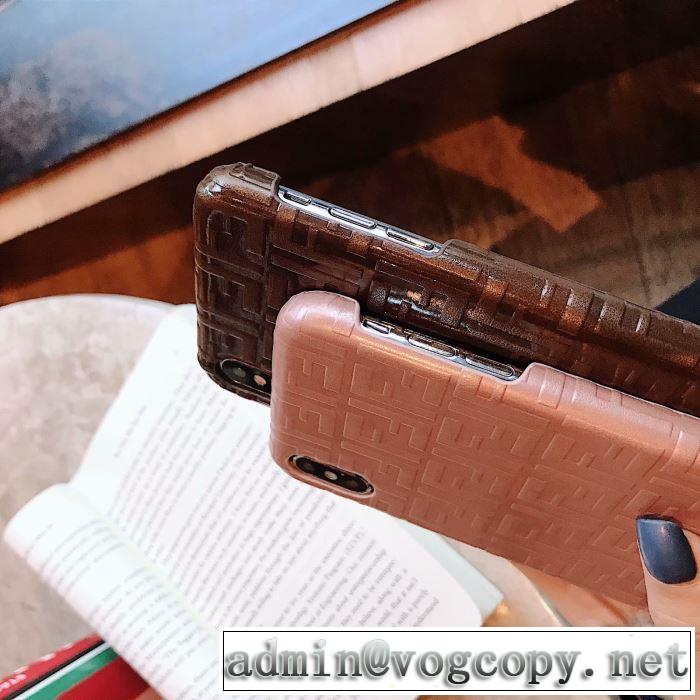 スマホケースFENDIフェンデイ コピーiPhoneX/XSケース おすすめ 注目トレンド エレガント ユニセックス アイフォンケース 激安通販