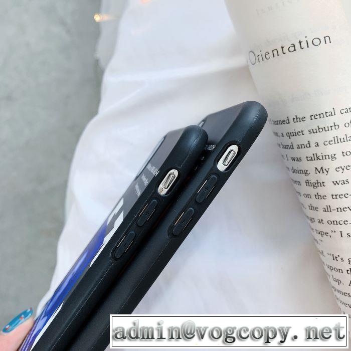 Off-White オフホワイト 2色可選 ケータイケース  【2019秋冬】の注目トレンド サイズのよさを感じる新作