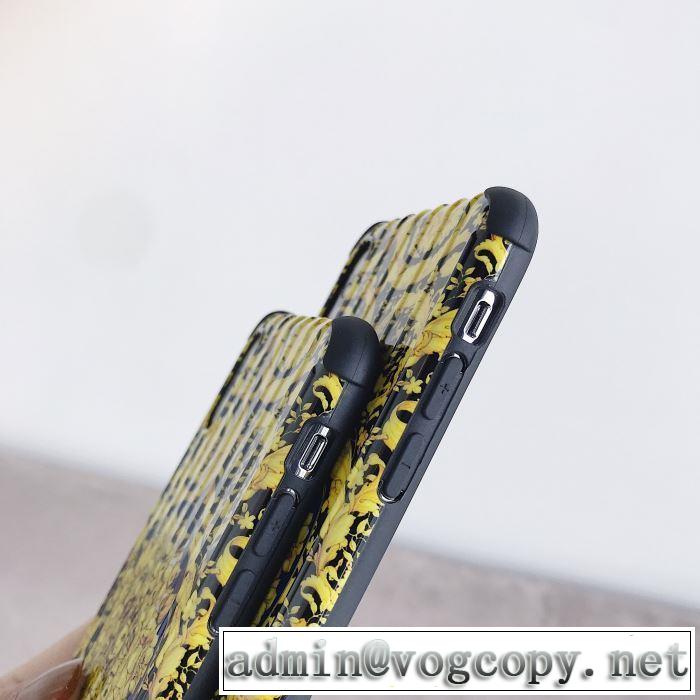 ファッション上級者向け ヴェルサーチVERSACE 2019秋冬トレンドデザイン スマートフォンケース 人気の秋冬新作再登場