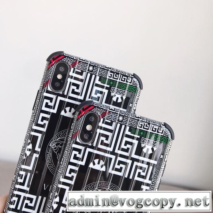 ヴェルサーチ今年注目すべき秋冬ファッション VERSACE2019トレンドアイテム激安  スマートフォンケース ヒットする秋冬コレクション