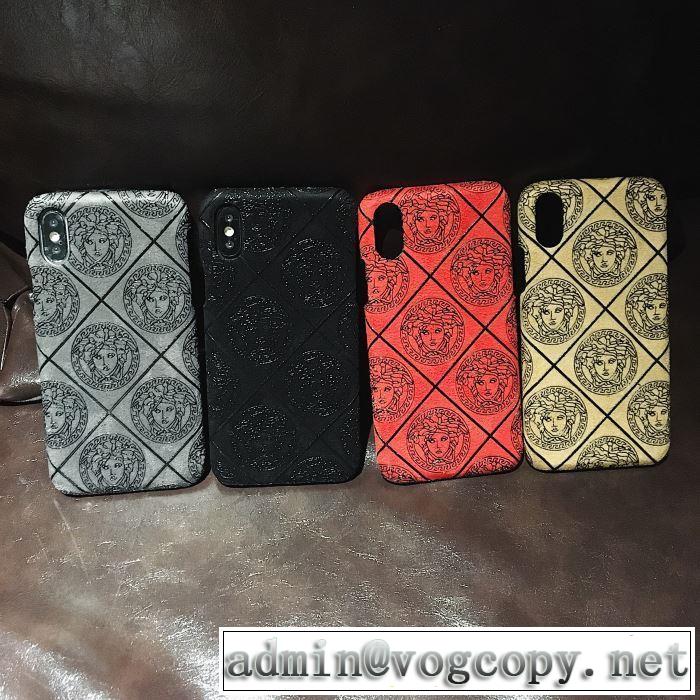 多色可選 ヴェルサーチ 速報！2019年秋ファッショントレンド VERSACE 大人かわいい秋冬コーデを楽しみ スマートフォンケース 秋冬もちろん主役級