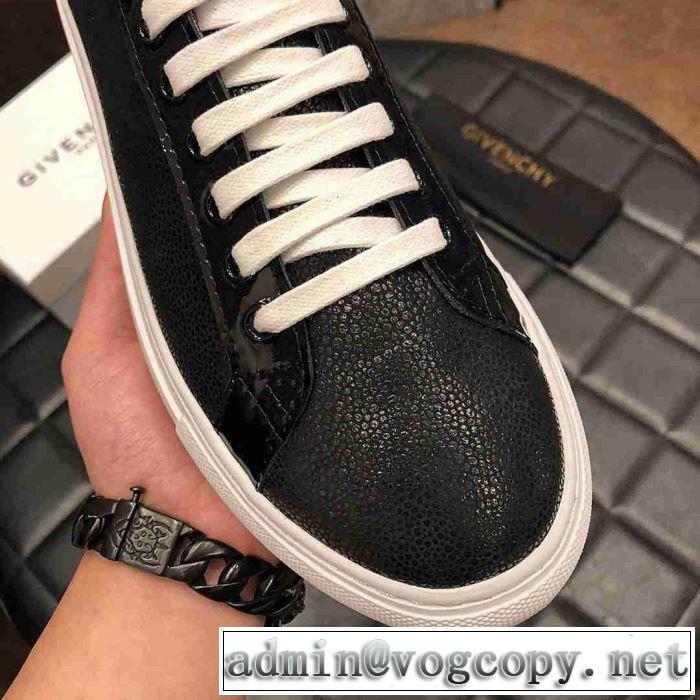 カジュアルシューズ おしゃれな夏ファッション2019 オススメしたい最新注目ファション ジバンシー GIVENCHY
