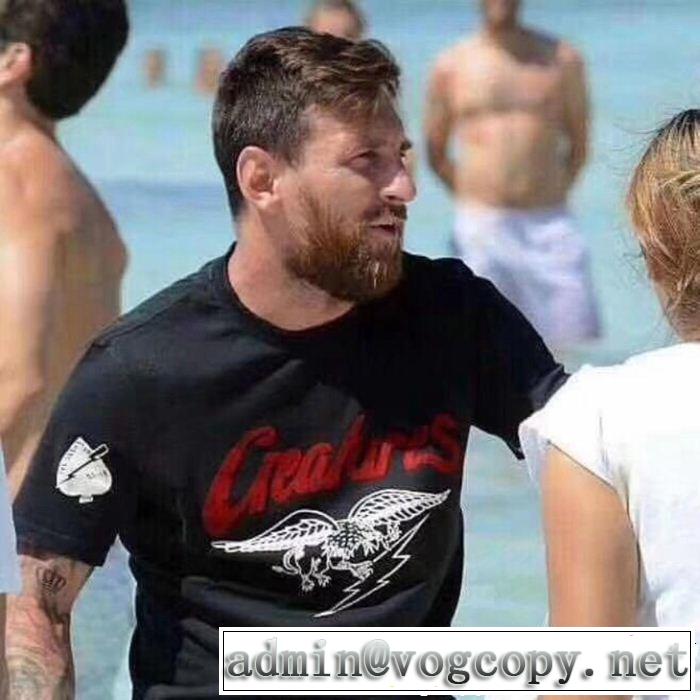 大人カジュアル夏ファッション2019 サラサラの着心地 ジバンシー GIVENCHY Tシャツ/ティーシャツ