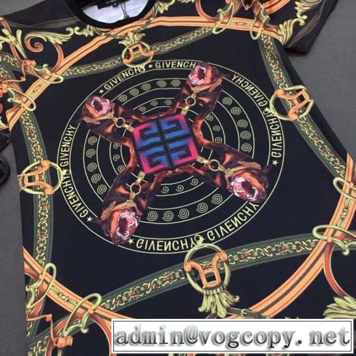 2019年春夏流行ファッション 大人の可愛さを引き立て ジバンシー GIVENCHY 半袖Tシャツ