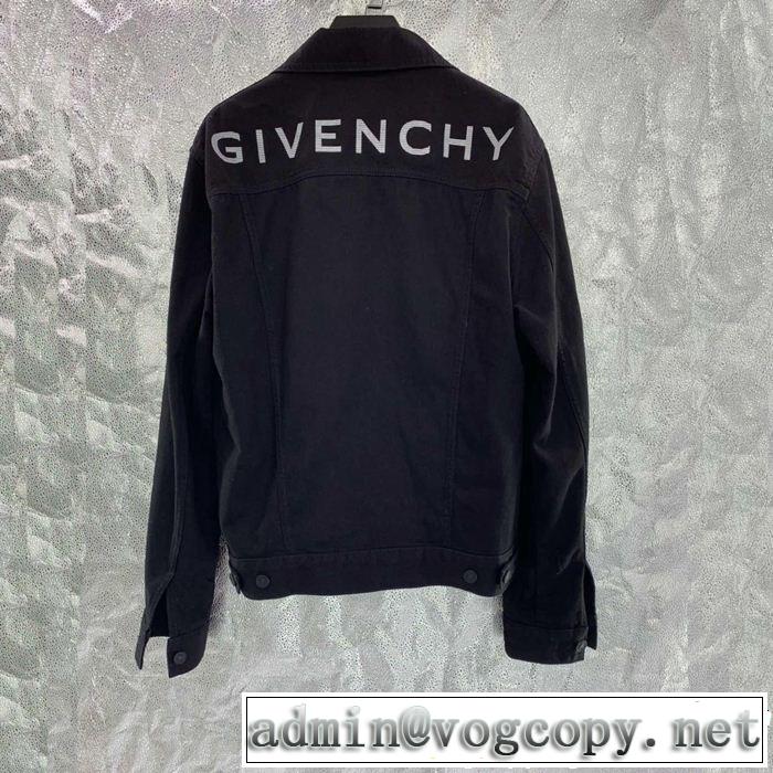 コート 2019年春夏シーズンの人気 優雅で都会的な装いに仕上げ ジバンシー GIVENCHY