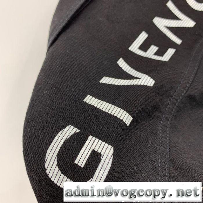 コート 2019年春夏シーズンの人気 優雅で都会的な装いに仕上げ ジバンシー GIVENCHY