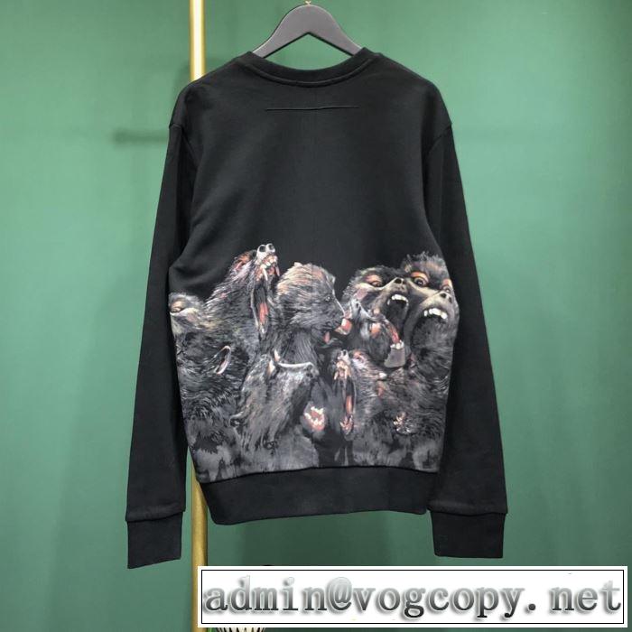 人気夏ファションおすすめ 2019春夏トレンドアイテム ジバンシー GIVENCHY プルオーバーパーカー