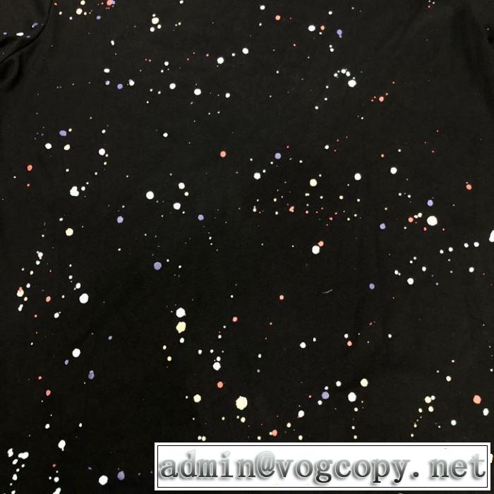 春夏のトレンドアイテム Off-White オフホワイト 半袖Tシャツ 2019春夏も引き続きトレンド 今年の夏は着こなし