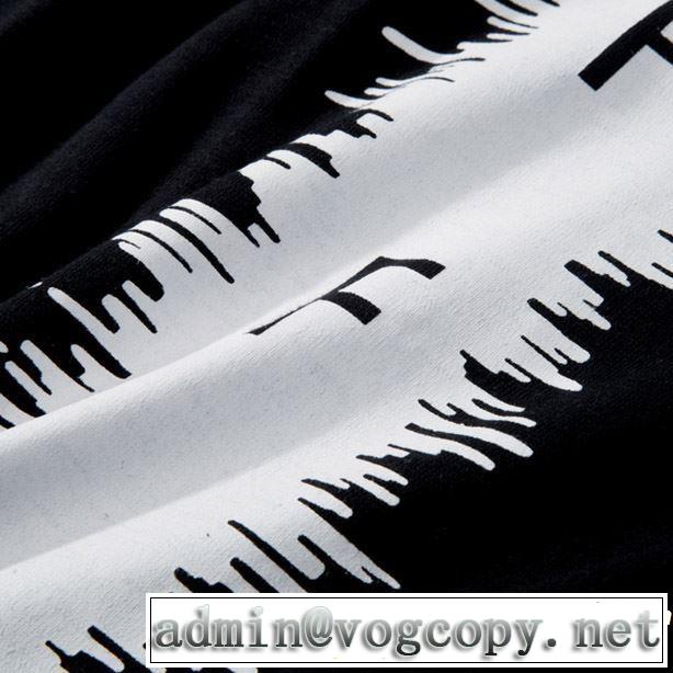 夏らしい季節感 Off-White オフホワイト 半袖Tシャツ OFF BLACK 2色可選 2019年夏の一押しファッションアイテム