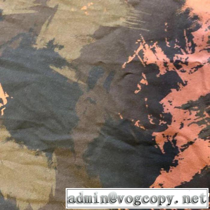 春夏のトレンドアイテム 【2019年】夏のファッション オシャレアイテム Off-White オフホワイト 半袖Tシャツ