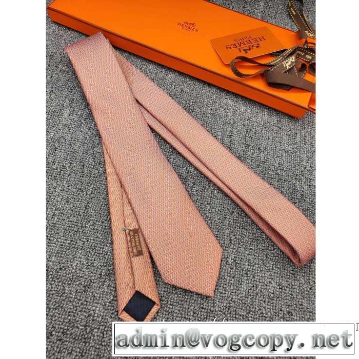 2019-20秋冬取り入れやすい エルメスおしゃれに秋を迎えるために  HERMES ネクタイ