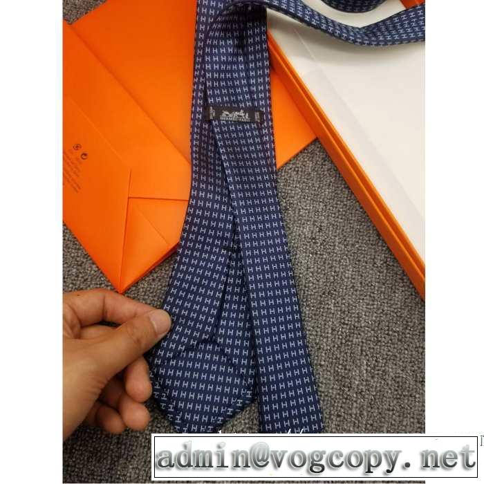 2019秋、イチオシ上品 エルメス HERMES おしゃれさんはいち早く取り ネクタイ