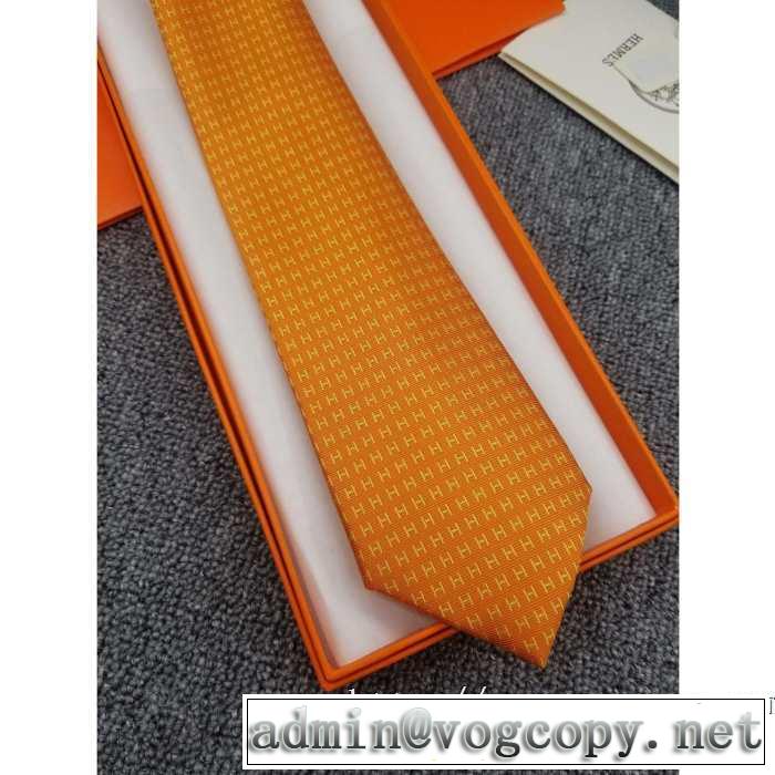2019秋のファッショントレンドはこれ エルメス HERMES ネクタイ おしゃれさんはいち早く取り