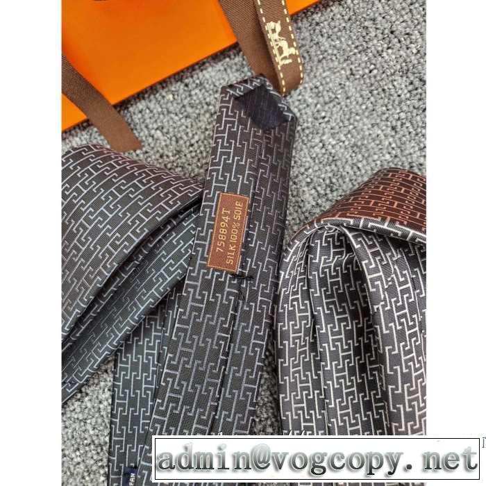 エルメス気になる2019年秋のファッション HERMES ネクタイ 2色可選 秋冬とれんど新品目立ち