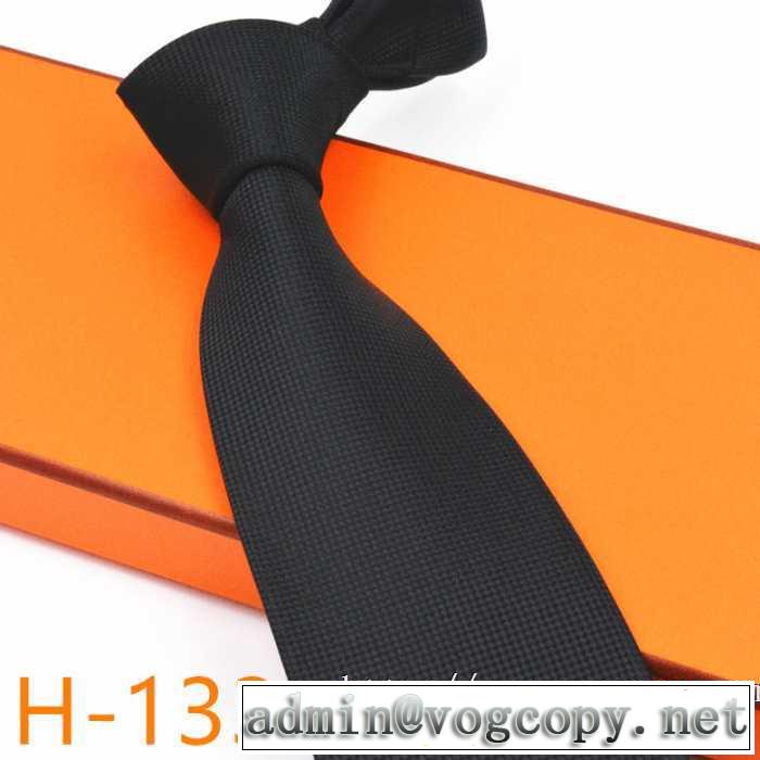 シンプルに着こなしたい エルメス秋にはやる最新作を先取り HERMES ネクタイ 秋服コーデ2019年版 多色可選