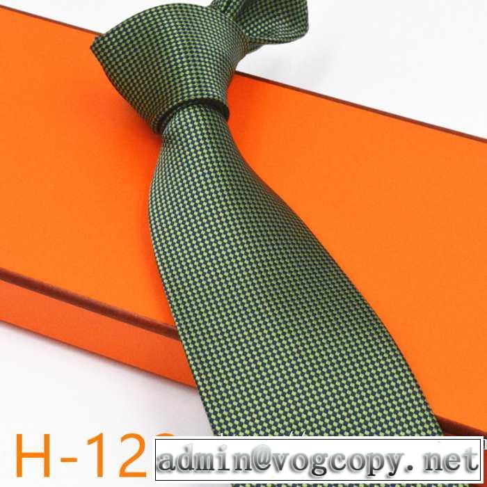 シンプルに着こなしたい エルメス秋にはやる最新作を先取り HERMES ネクタイ 秋服コーデ2019年版 多色可選
