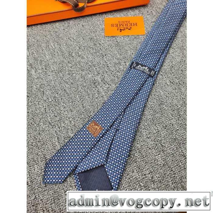 気になる2019年秋のファッション エルメス HERMES ネクタイ お洒落で秋冬注目トレンド