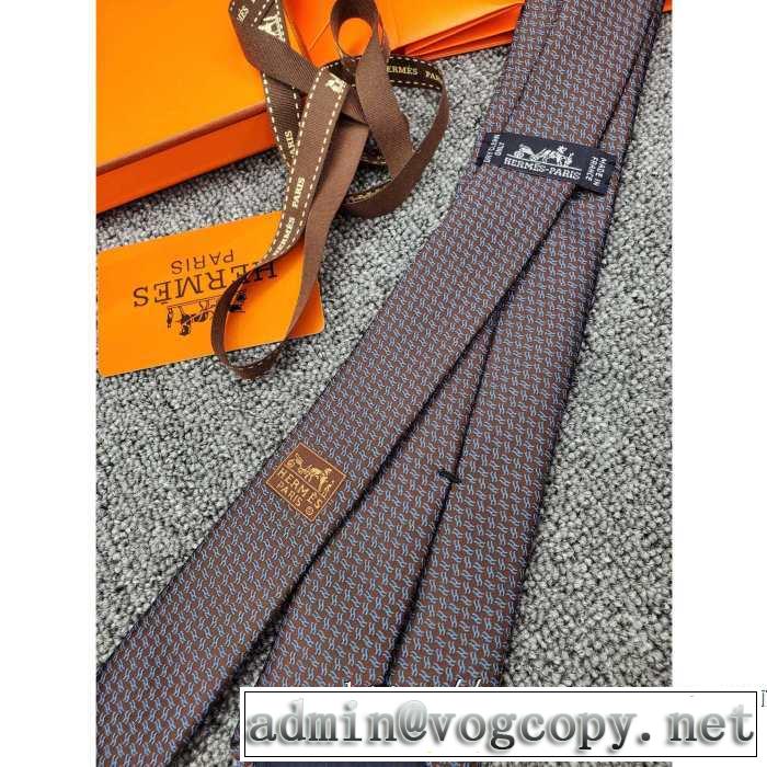 エルメスお洒落で秋冬注目トレンド HERMES ネクタイ 気になる2019年秋のファッション