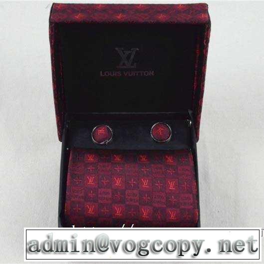 2019秋断然ブランド推し ルイ ヴィトン LOUIS VUITTON  オシャレスタイルが今年流 ネクタイ