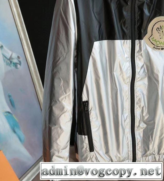 2019年秋冬コレクションを展開中 MONCLER ダウンジャケット 極上の暖かさと軽さ モンクレール 軽量ジャケット 2色可選