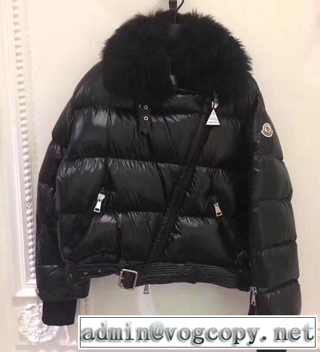 2019最新コラボ ダウンジャケット MONCLER やっぱり優しい色 モンクレール 活躍するトレンドアイテム