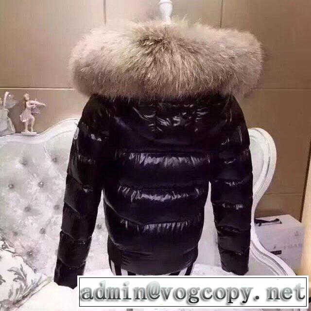 秋にはやる最新作を先取り モンクレー 2019-20秋冬取り入れやすい MONCLER  ダウンジャケット 着回し力が高いのが魅力