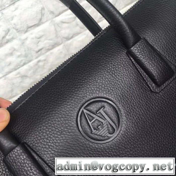 アルマーニ ARMANI ビジネスバッグ 2019年の春夏に着たい 今季トレンドの限定アイテム