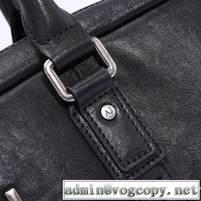 着回し力の高さの人気トレンド　アルマーニ 最新おすすめ防寒着2019-20秋冬ARMANI　ハンドバッグ 大注目の今季の秋冬ファッション