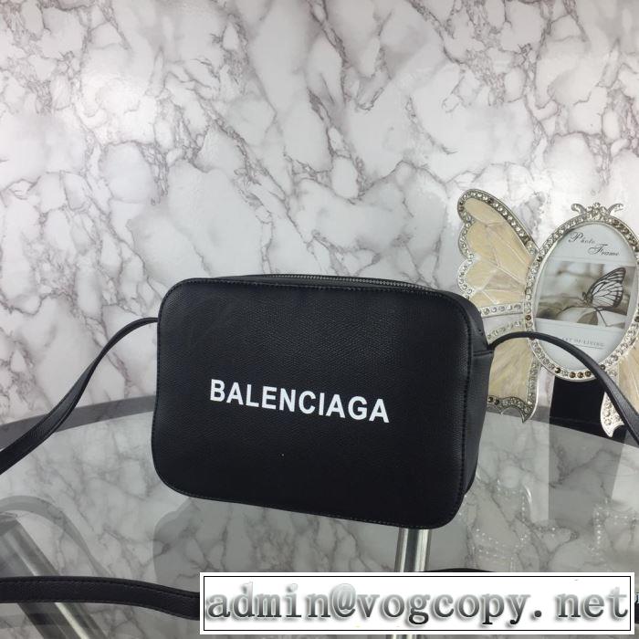2019-20秋冬トレンドファッション バレンシアガ BALENCIAGA 多色選択可最新秋冬トレンドをチェック  メンズ ショルダーバッグ