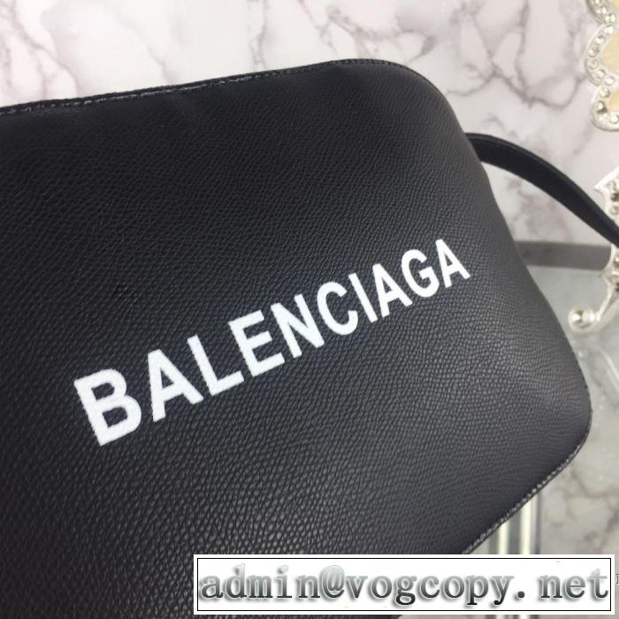 2019-20秋冬トレンドファッション バレンシアガ BALENCIAGA 多色選択可最新秋冬トレンドをチェック  メンズ ショルダーバッグ