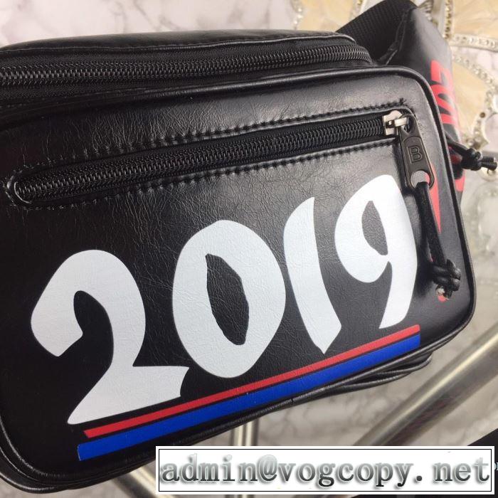 ウエストポーチ 最新秋冬トレンドをチェック！2019-20秋冬 バレンシアガ BALENCIAGA 絶対おさえるべきカラーと最新