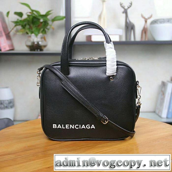 秋にこれがはやりそう バレンシアガ 2019秋冬トレンド押さえておきたい BALENCIAGA 2色選択可 ハンドバッグ  注目の秋ファッション一番