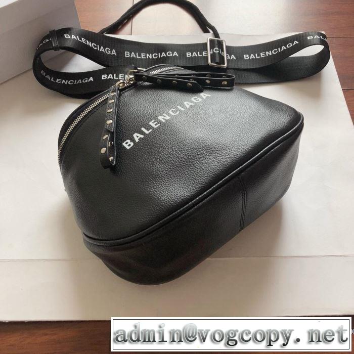 2019秋冬トレンドデザイン バレンシアガ BALENCIAGA 素敵続くトレンド ミニバッグ 多色選択可 メンズ ファッション上級者向け