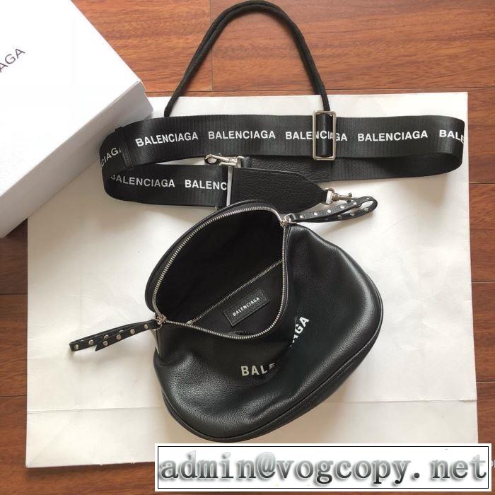 2019秋冬トレンドデザイン バレンシアガ BALENCIAGA 素敵続くトレンド ミニバッグ 多色選択可 メンズ ファッション上級者向け