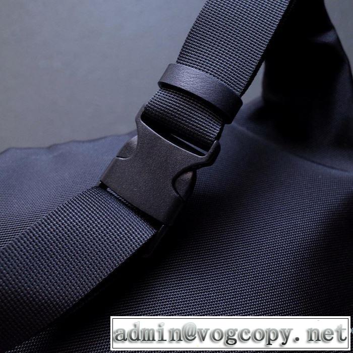 ウエストポーチ  バレンシアガ毎日はちょっとイイ秋冬新品 ファッショントレンドを早速チェック  BALENCIAGA 2020秋冬流行ファション