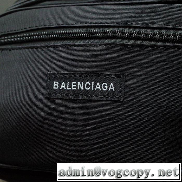 バレンシアガ 2020秋冬流行ファション  BALENCIAGA 最高にCOOL秋冬新作 ウエストポーチ シンプルに着こなしたい