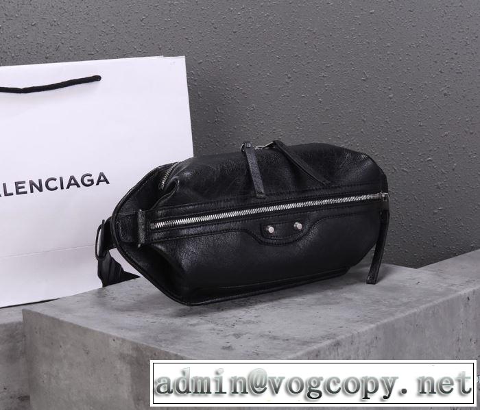 ウエストバック 2019秋冬トレンド押さえておきたい バレンシアガ 秋にこれがはやりそう BALENCIAGA 注目の秋ファッション一番