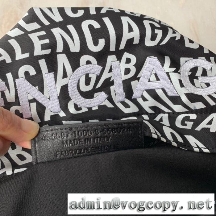 リュック とにかく完璧ブランド新作 バレンシアガ秋服コーデ2019年版  BALENCIAGA 大胆なチェックの人気トレンド