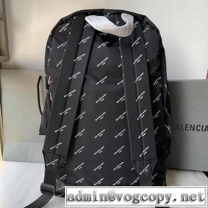 おしゃれさんはいち早く取り バレンシアガ リュック 今シーズン注目のアイテム  BALENCIAGA 2019秋、イチオシ上品